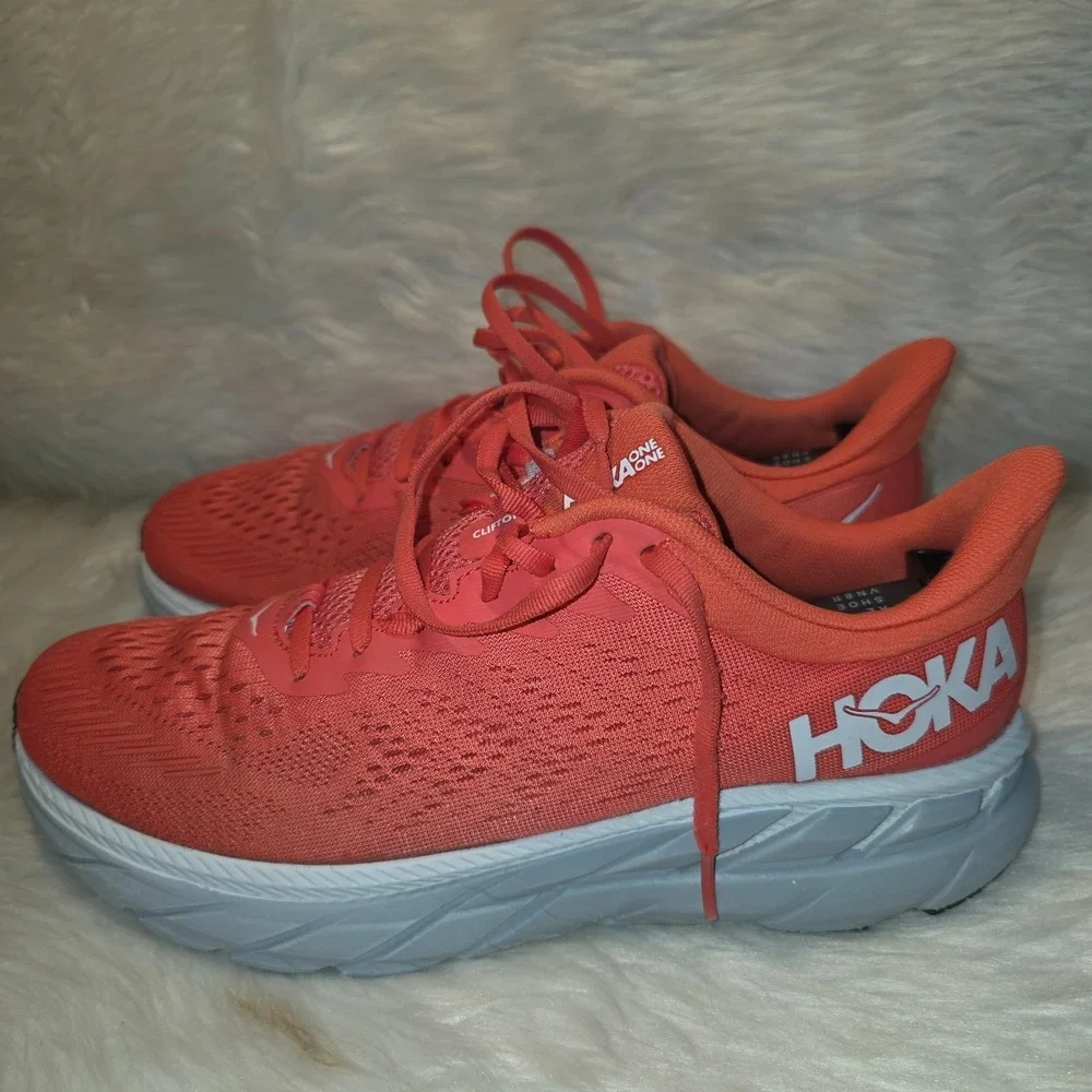 Size 9.5 - Hoka One One HOKA Clifton 7 Hot Coral W